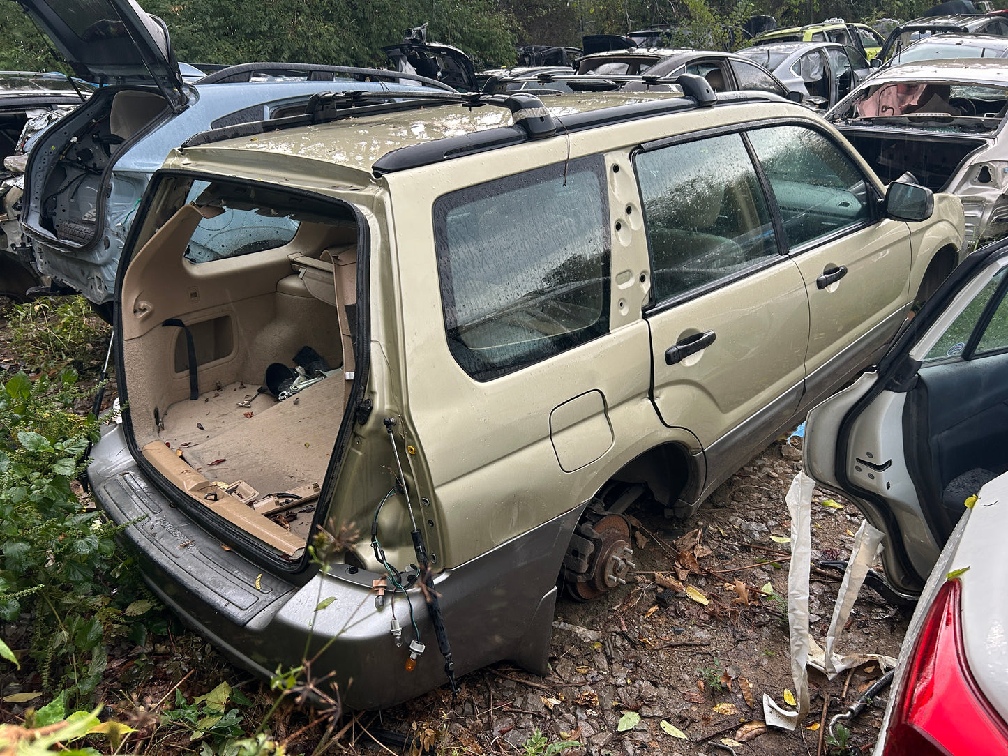 2003 Subaru Forester XS 2.5 V4 4Dr 4WD Wagon PARTOUT